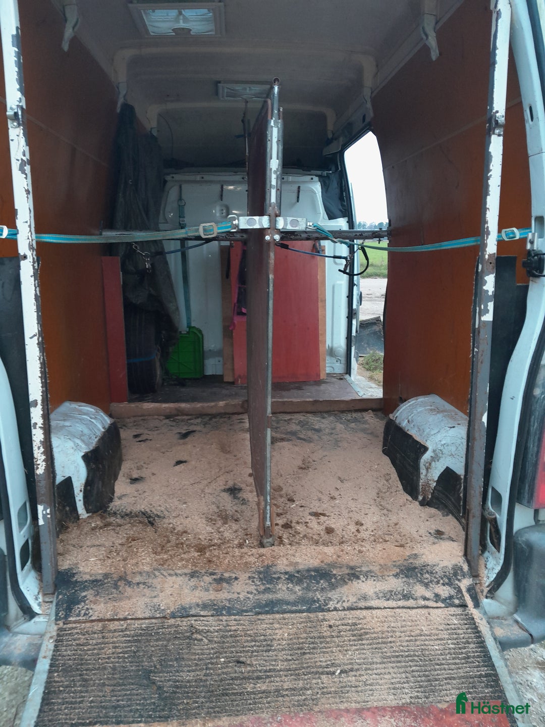 Hästlastbilar  fordon & transport till salu: Hästbil i Ljugarn - Annons 2