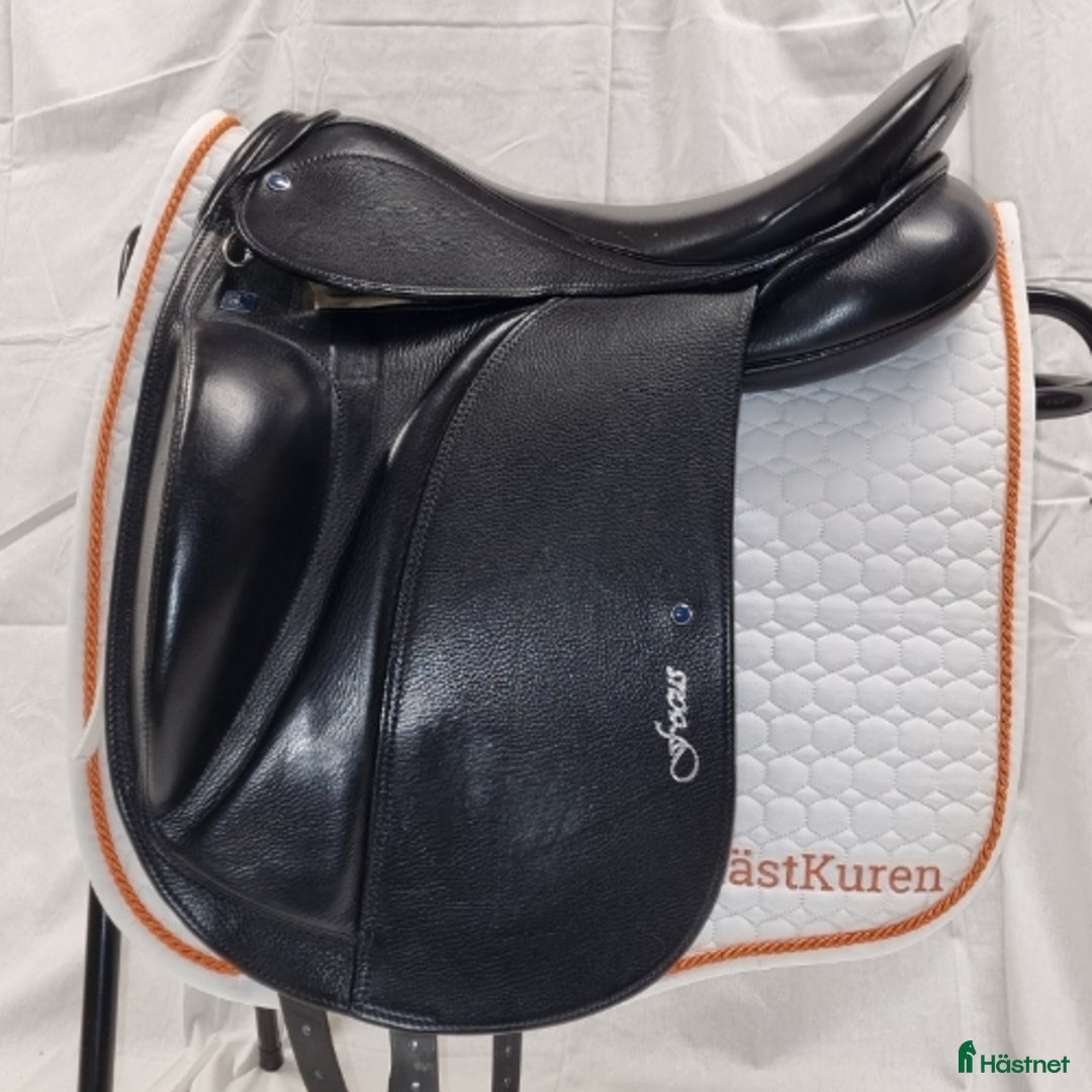 Sadlar hästutrustning till salu: Stubben Focus i Veberöd - Annons 1