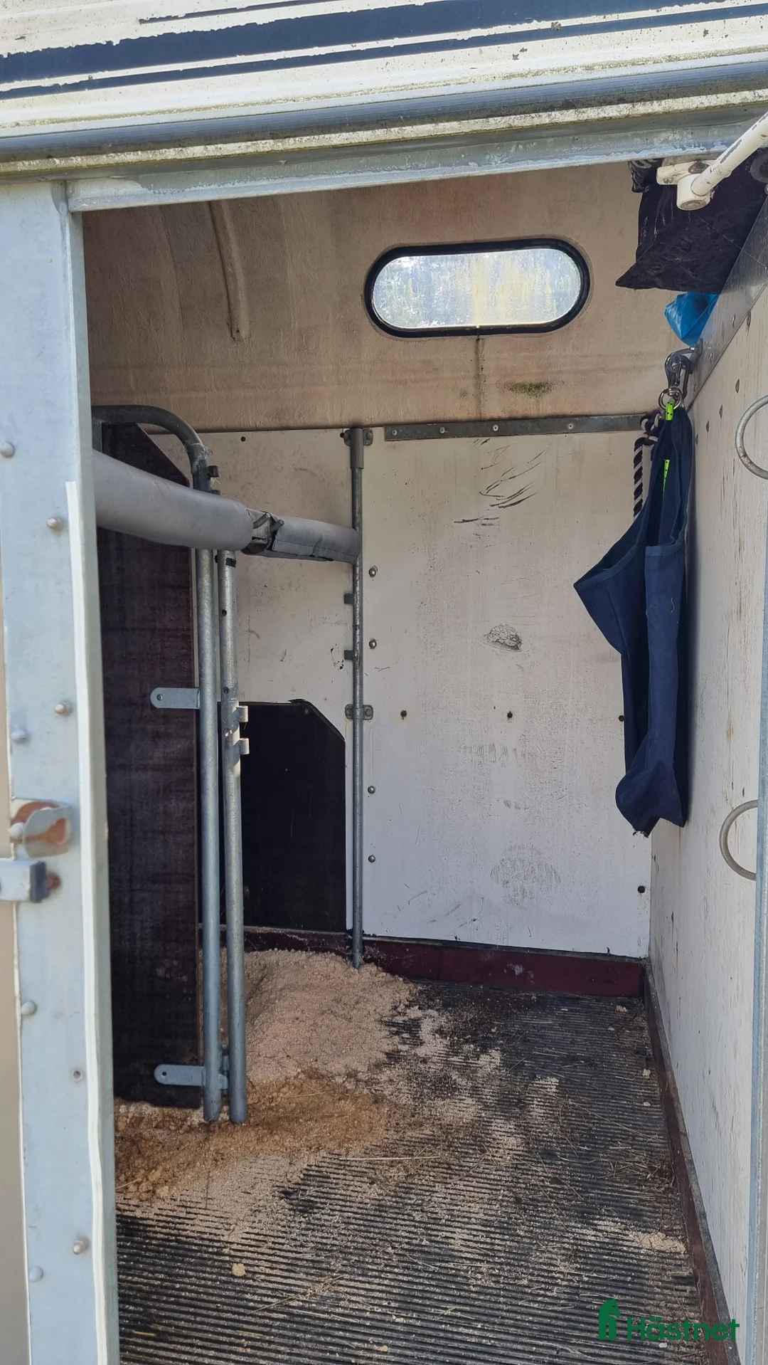 Hästtransporter  fordon & transport till salu: Renoverat Boj släp inkl sommar & vinterdäck - Annons 4