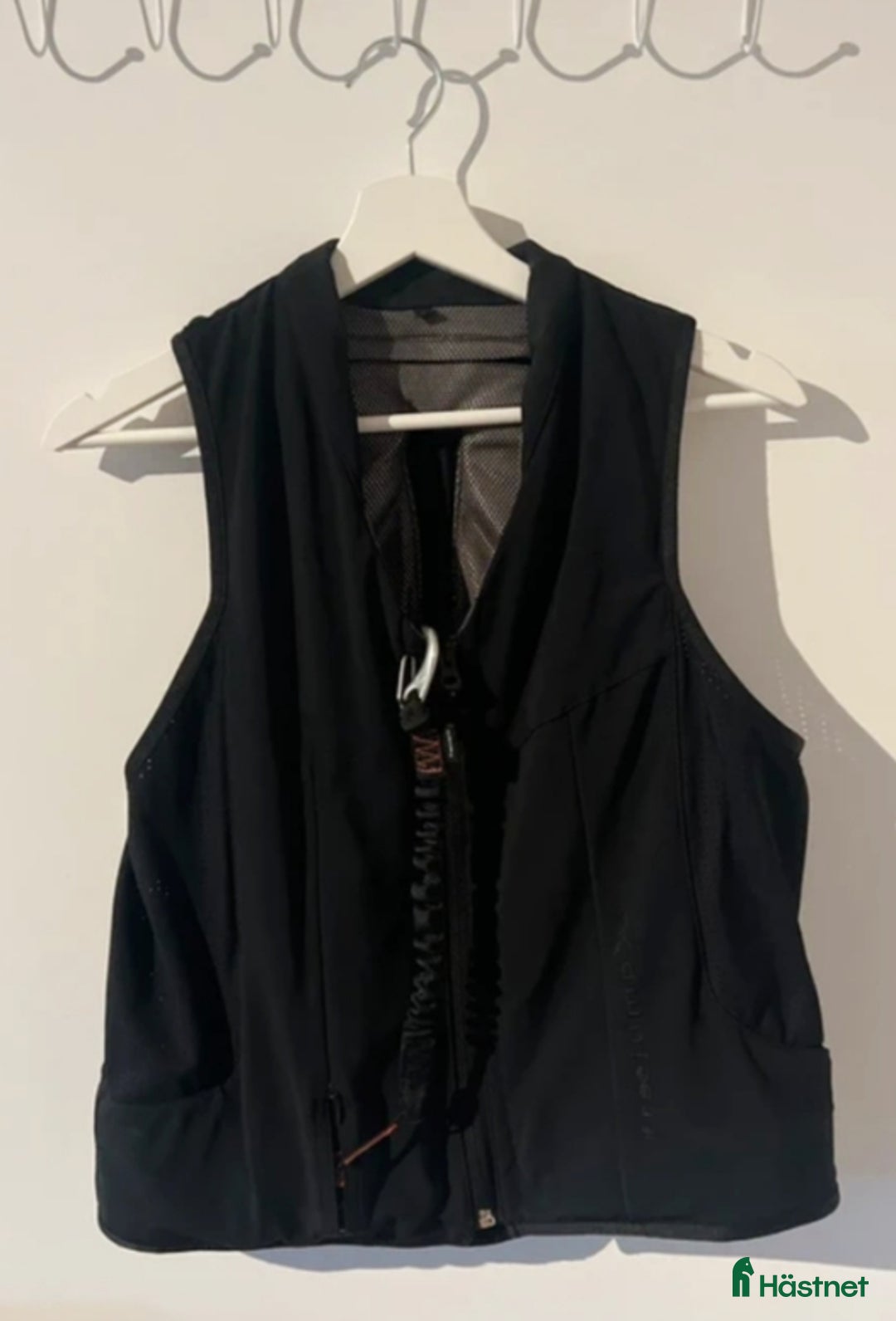 Säkerhetsvästar ryttarutrustning till salu: Freejump Airbag M i Höljes - Annons 1