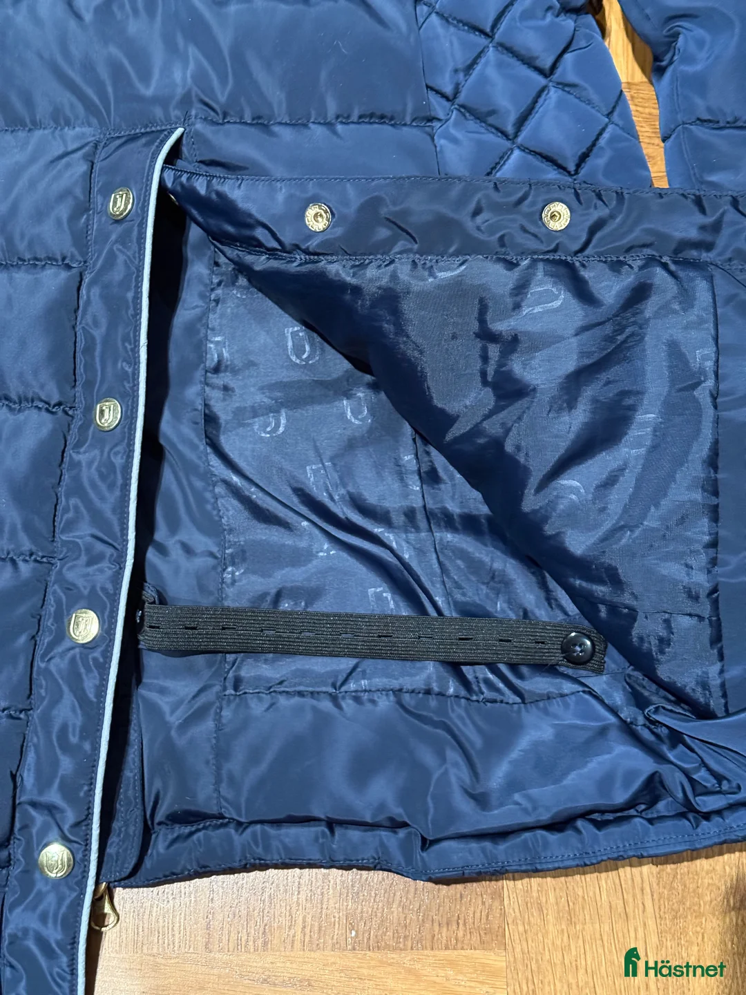 Jackor & Kavajer ryttarutrustning till salu: Varm ridkappa med lyxig känsla - Annons 5