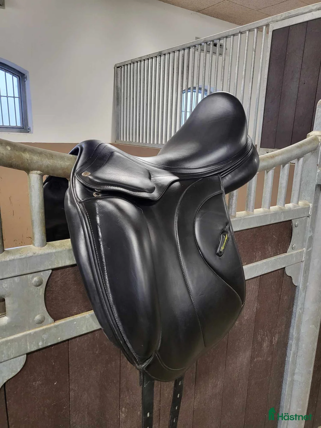 Sadlar hästutrustning till salu: Amerigo Classic Siena Pinerolo  - Annons 1