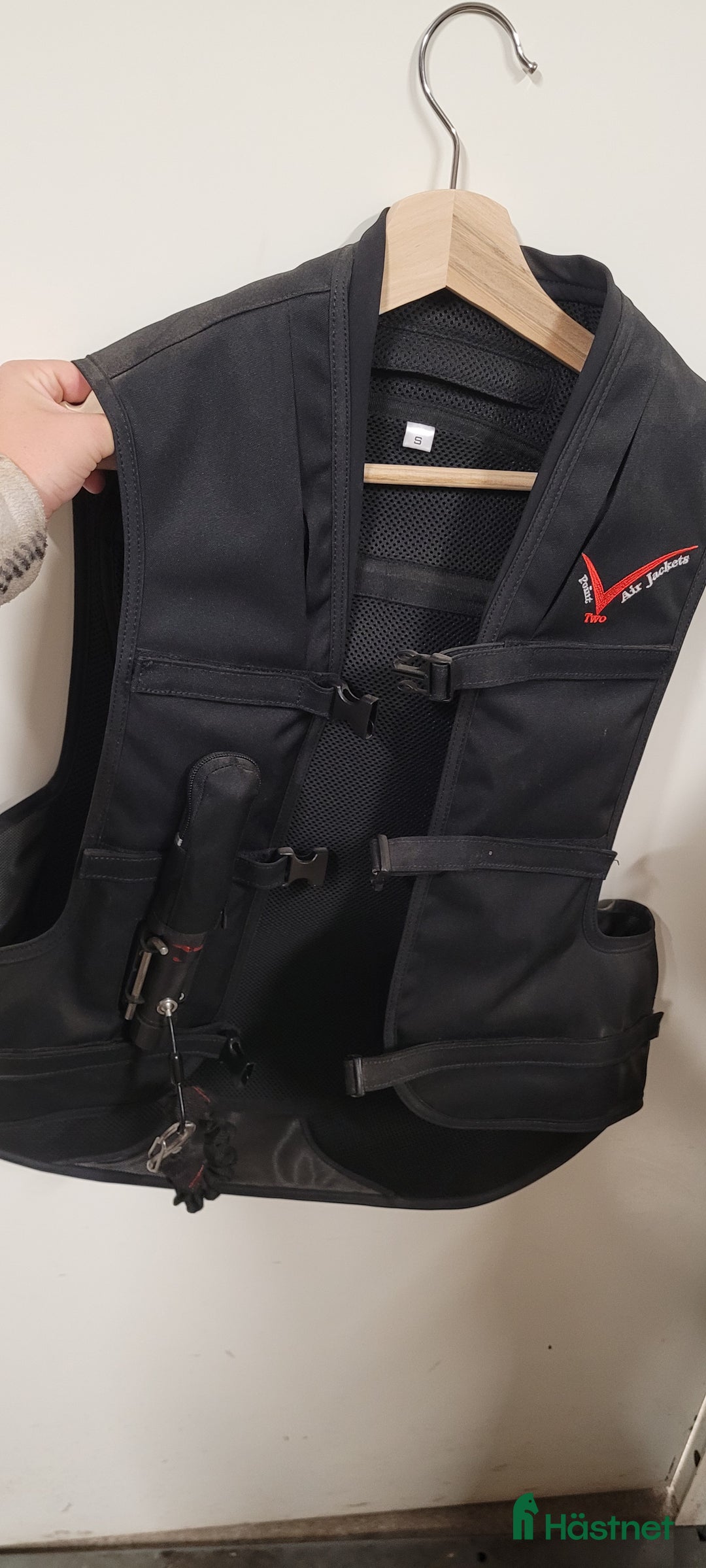 Säkerhetsvästar ryttarutrustning till salu: Jacket point two air  i Allerum - Annons 1