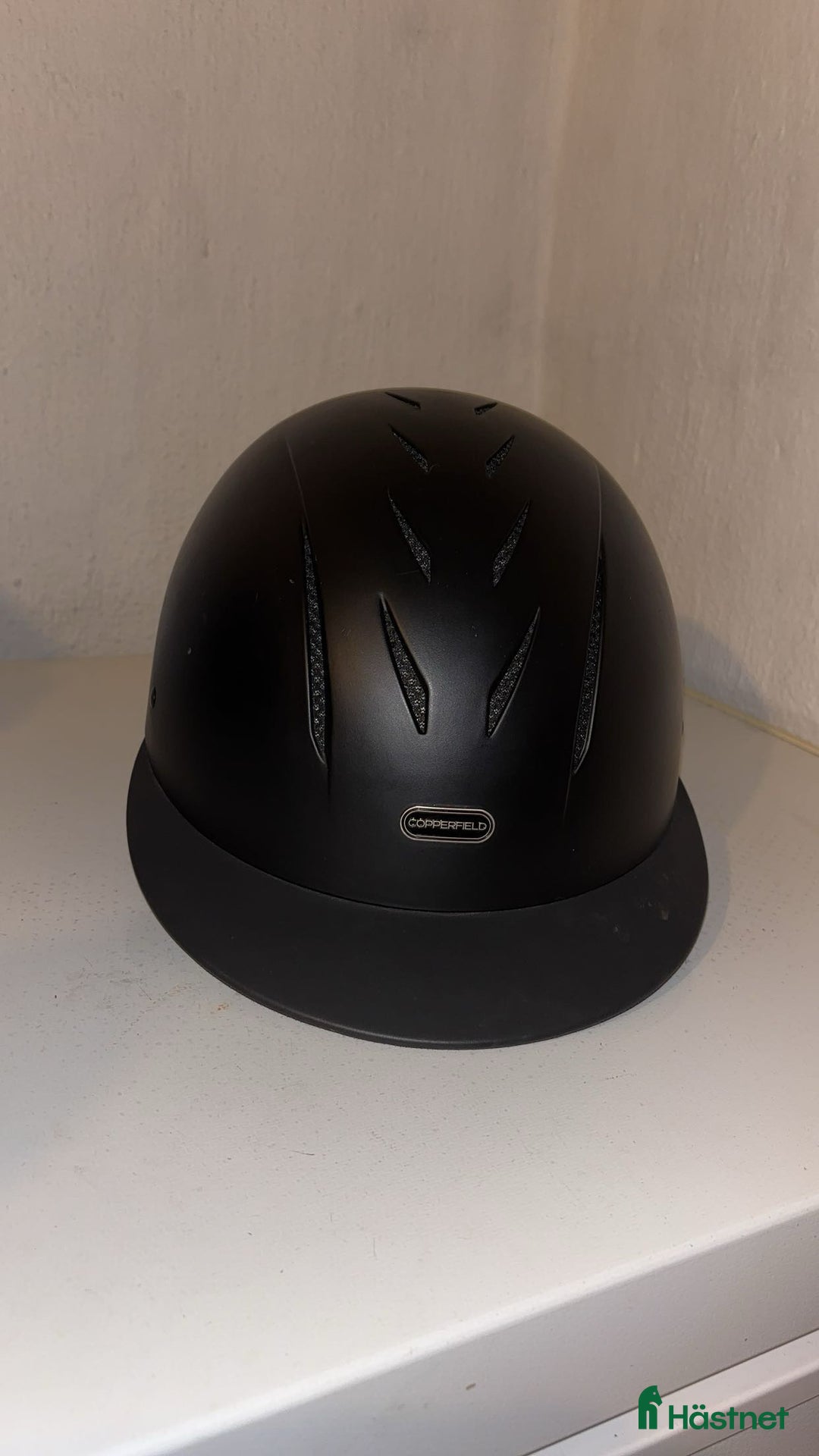 Hjälmar ryttarutrustning till salu: Två hjälmar säljes 🥰 i Ekeby - Annons 5