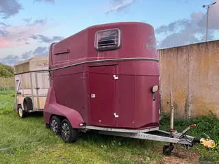 Hästtransporter fordon & transport till salu: Stabil transport säljes - Annons 1