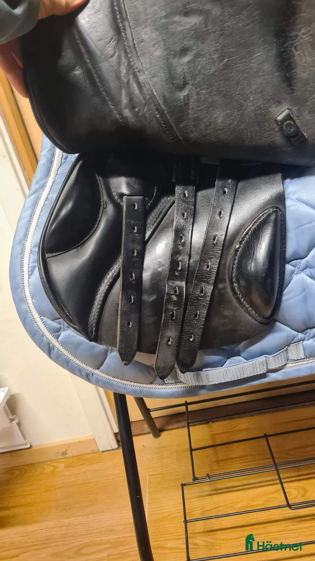 Sadlar hästutrustning till salu: Stubben Laurus i Hamneda - Annons 2