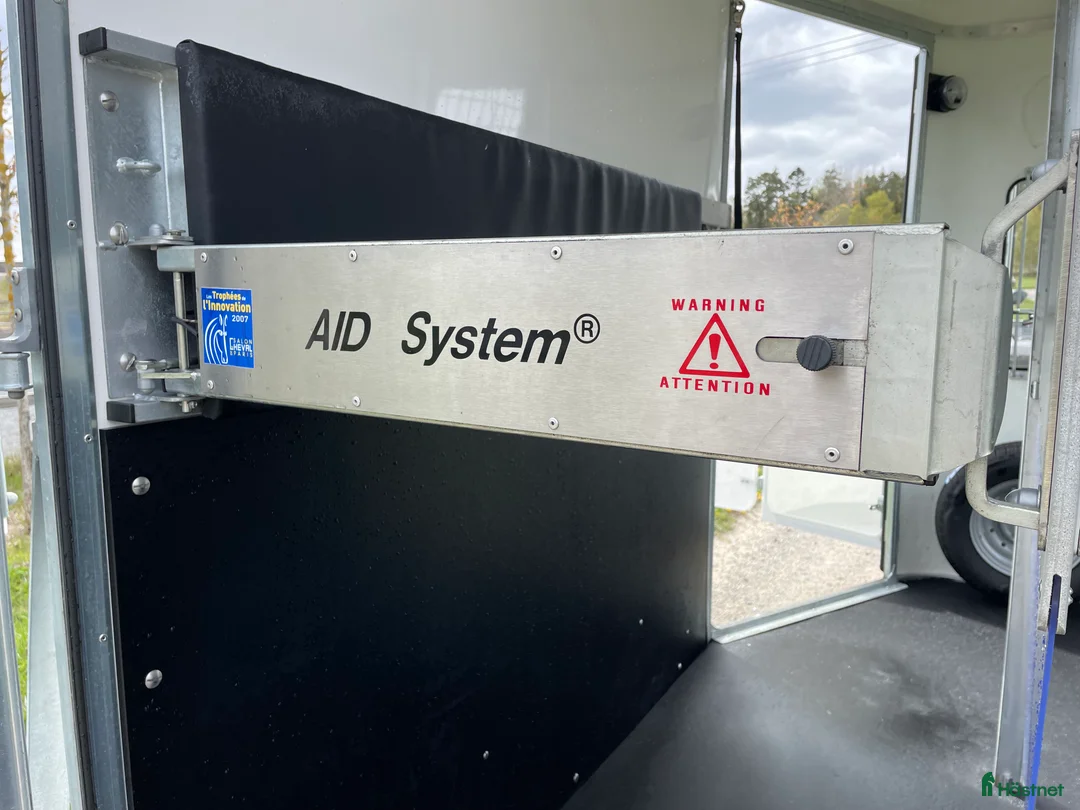 Hästtransporter  fordon & transport till salu: Fautras Provan Premium -21 i Sorunda - Annons 6