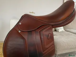 Sadlar hästutrustning Renaissance by Prestige Hoppsadel 18’ - Annons 1