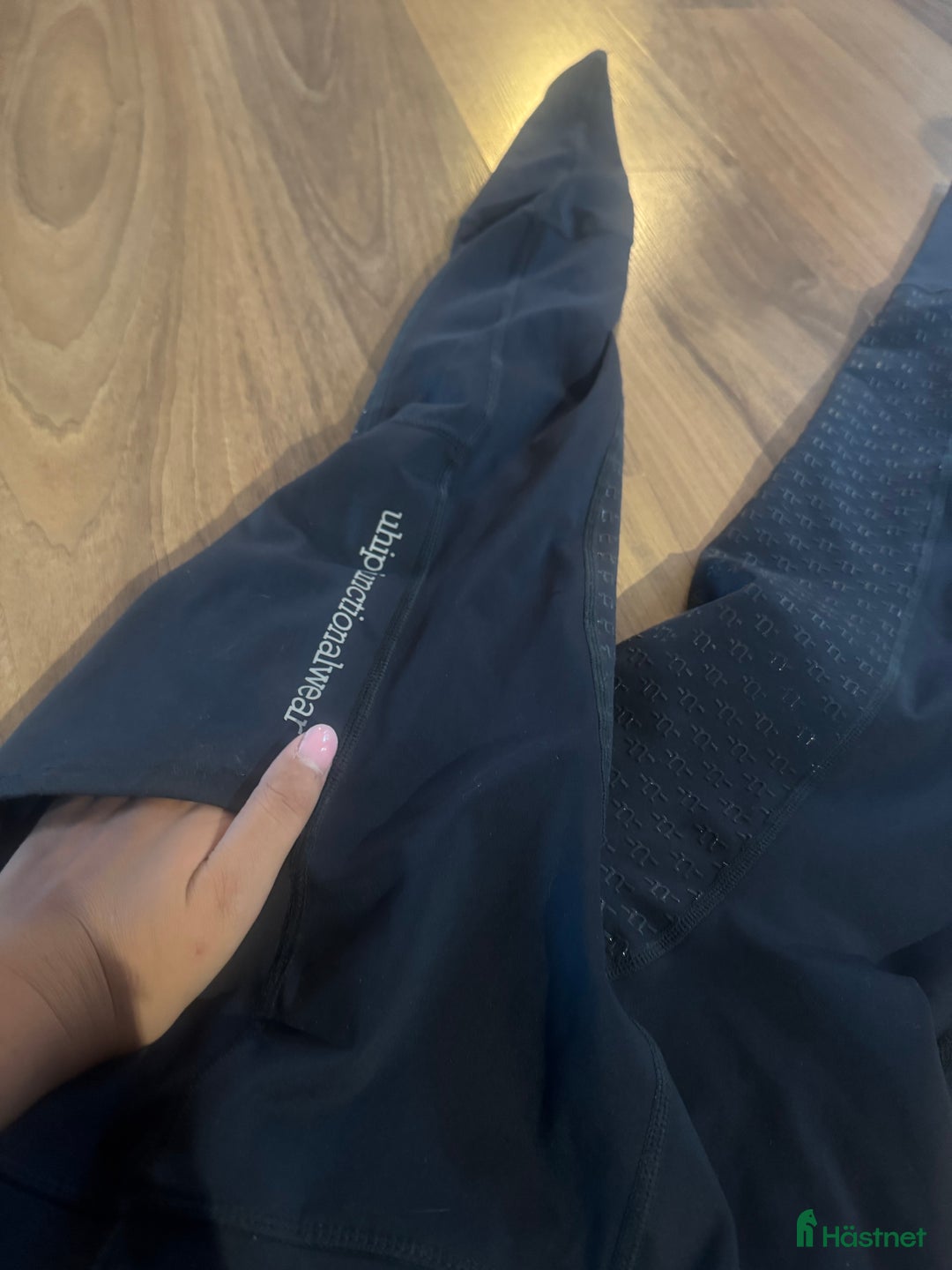 Ridbyxor ryttarutrustning till salu: Uhip functionalwear i Norrköping - Annons 3