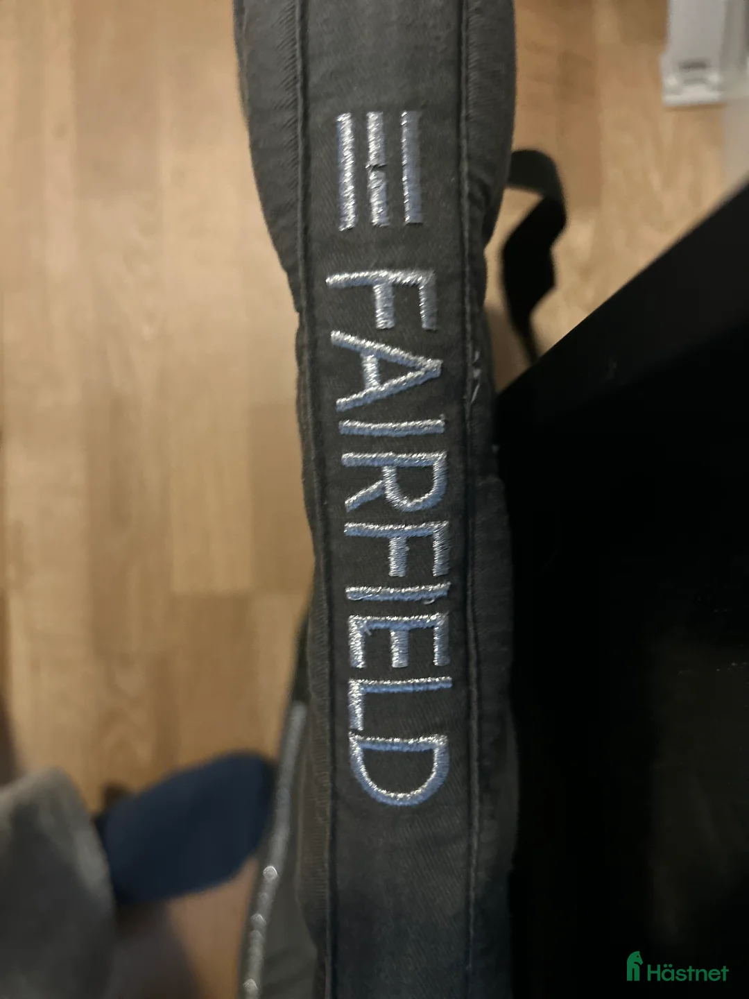 Schabrak & Vojlockar hästutrustning till salu: Säljer Fairfield schabrak i Hovås - Annons 2