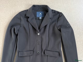 Jackor & Kavajer ryttarutrustning till salu: Kavaj svart i fint skick från E.L.T stl 164/170 i Falkenberg - Annons 2