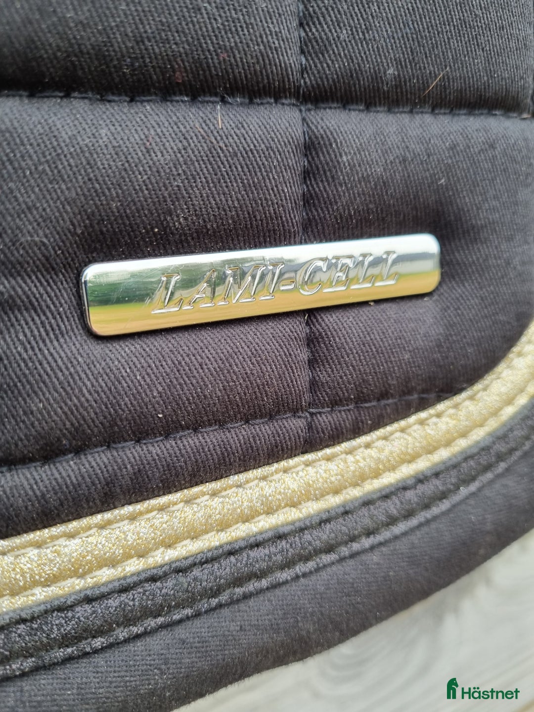 Schabrak & Vojlockar hästutrustning till salu: Lamicell dressyrschabrak i Tvååker - Annons 3