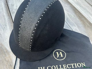 Hjälmar ryttarutrustning till salu: Hjälm i nyskick M i Karlstad - Annons 9