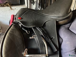 Sadlar hästutrustning Ponnysadel i Färjestaden - Annons 4