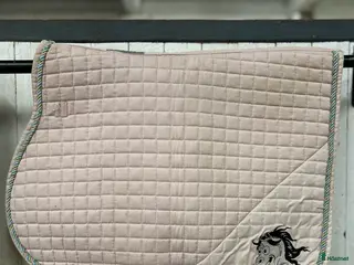 Schabrak & Vojlockar hästutrustning Mulle schabrak rosa i Trelleborg - Annons 14