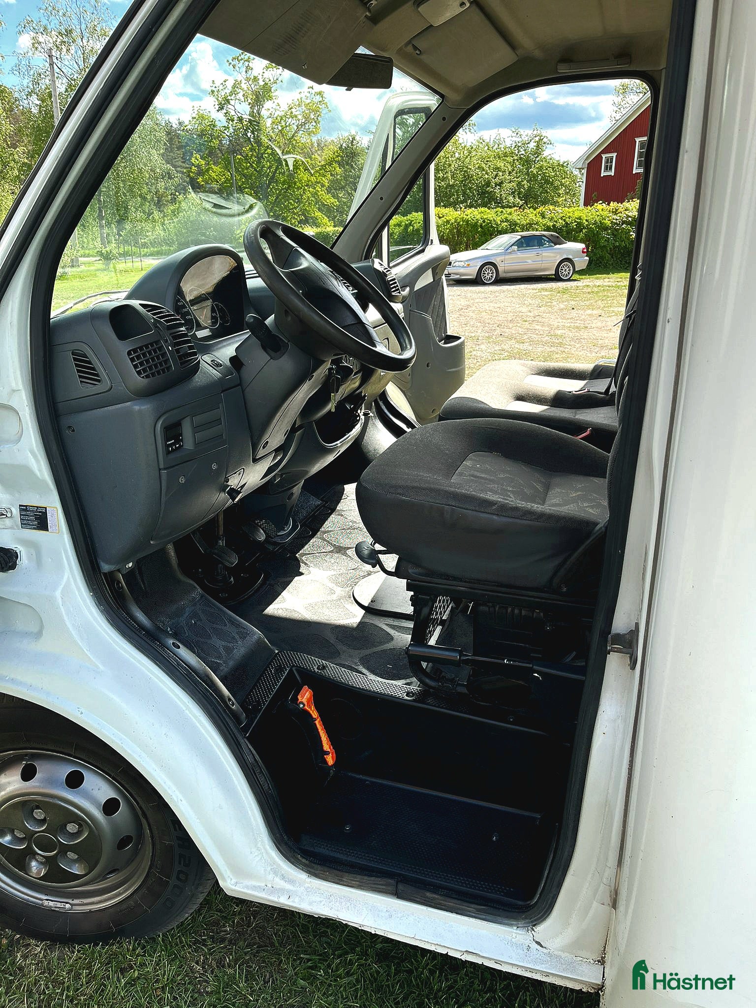 Hästlastbilar  fordon & transport till salu: Fräsch b kortare med bodelning  - Annons 7