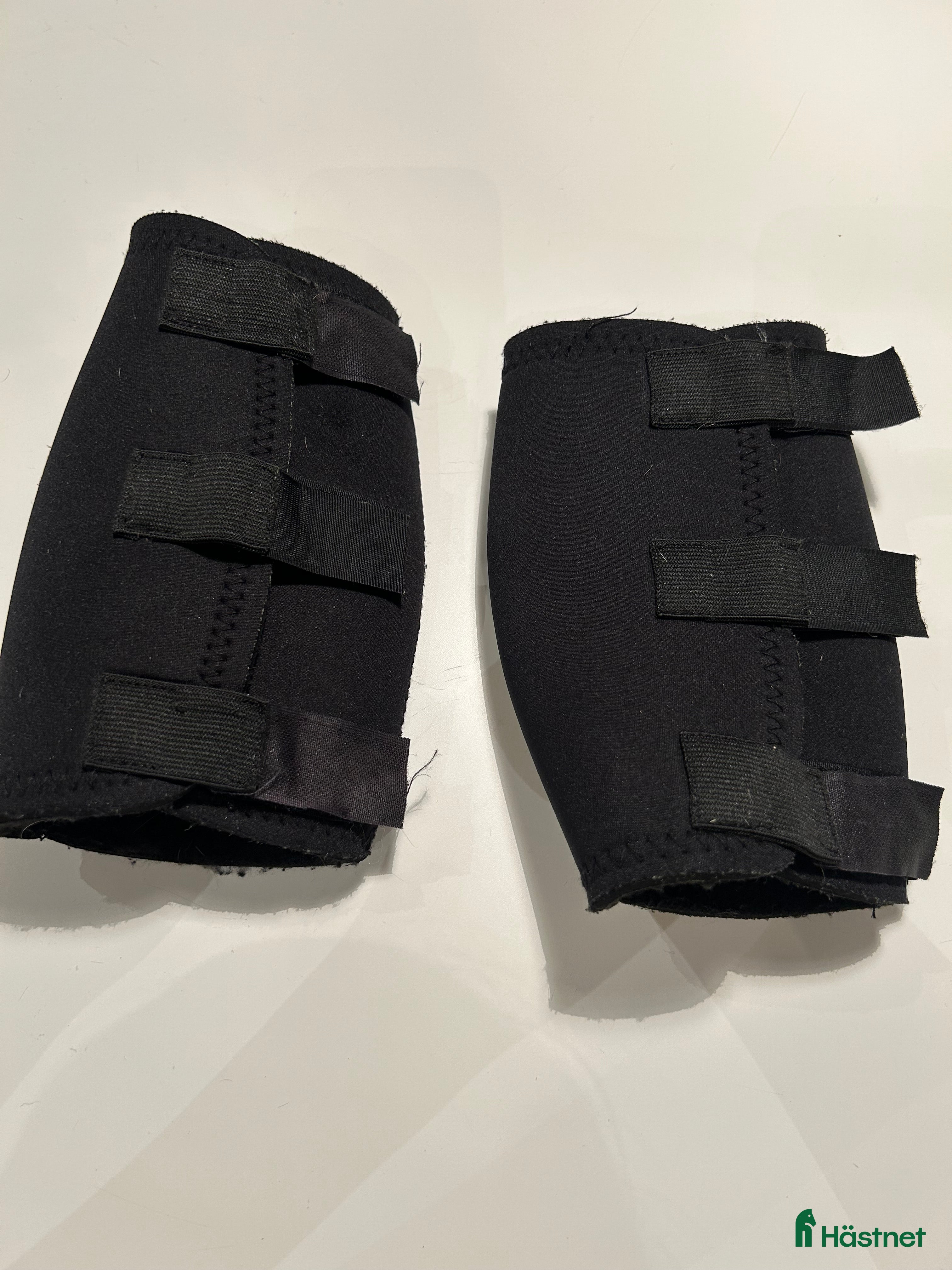 Övrig Hästutrustning hästutrustning till salu: Knäskydd back on track i Knivsta - Annons 2