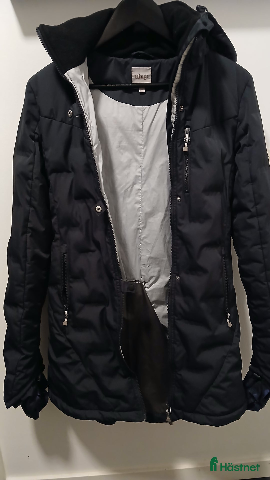 Jackor & Kavajer ryttarutrustning till salu: Vinterkappa Uhip i Linköping - Annons 4