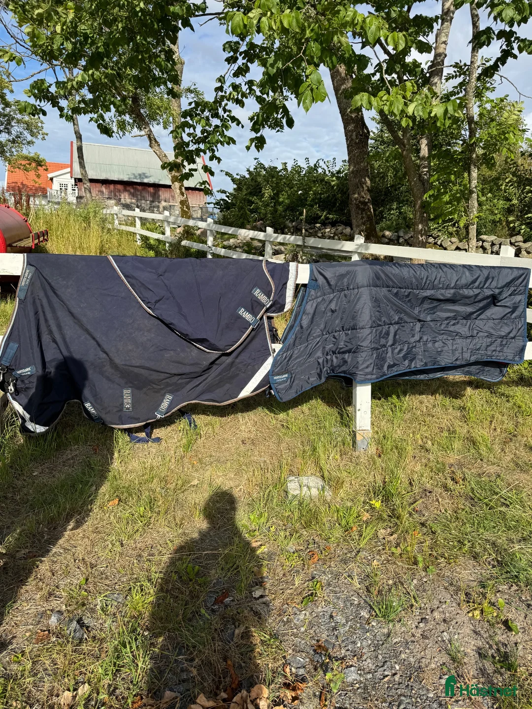 Täcken hästutrustning till salu: Rambo Duo 100 gram strl 140 - Annons 1
