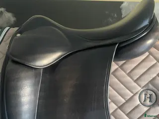 Sadlar hästutrustning Childeric dressyrsadel 17-17,5" A0 - Annons 9