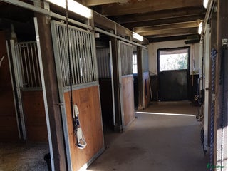 stallplats finnes: Stallplats Hakarp Huskvarna. i Huskvarna - Annons 1