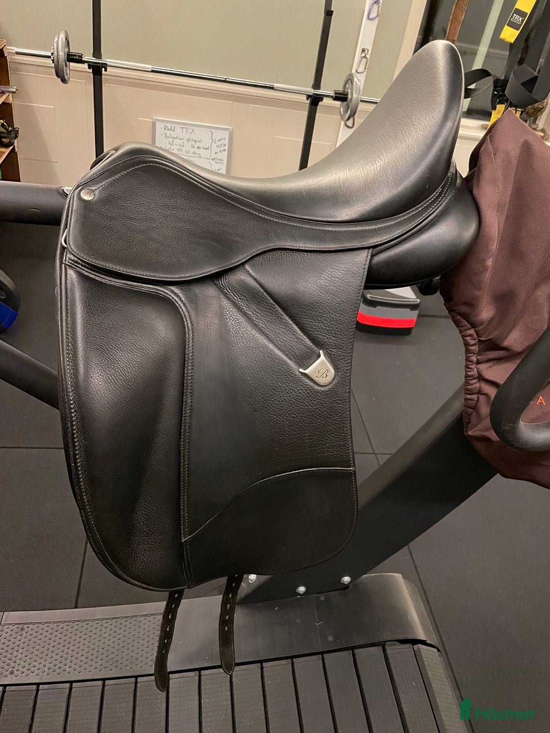 Sadlar hästutrustning till salu: X-vid dressyrsadel i Rimbo - Annons 3
