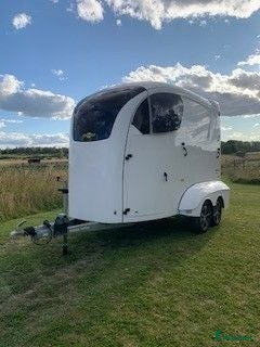 Hästtransporter  fordon & transport till salu: Humbaur Maximus II S 2700 - Premiumsläp i nyskick - Annons 2