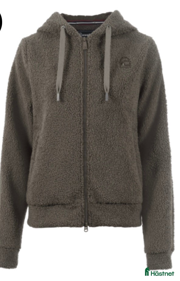 Övrigt Ridkläder ryttarutrustning till salu: Superfin Cavallo teddy fleece jacka M/L - Annons 5