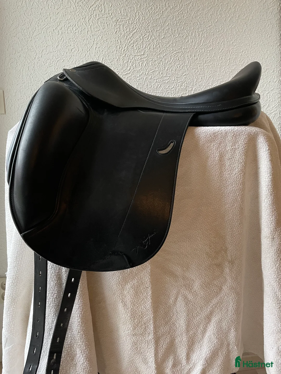 Sadlar hästutrustning till salu: Equipe Emporio i Skanör - Annons 1
