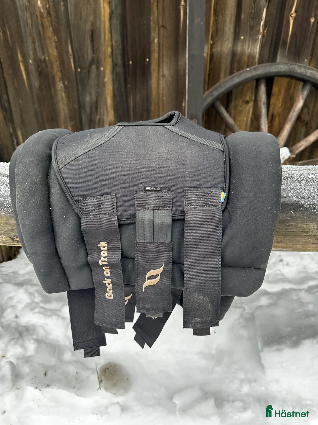 Övrig Hästutrustning hästutrustning till salu: Back On Track Hasskydd i Rättvik - Annons 1