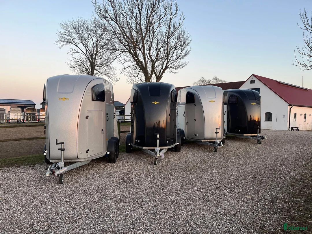 Galleribild {{count}}