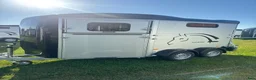 Hästtransporter  fordon & transport till salu: Cheval Touring Country  - Annons 3