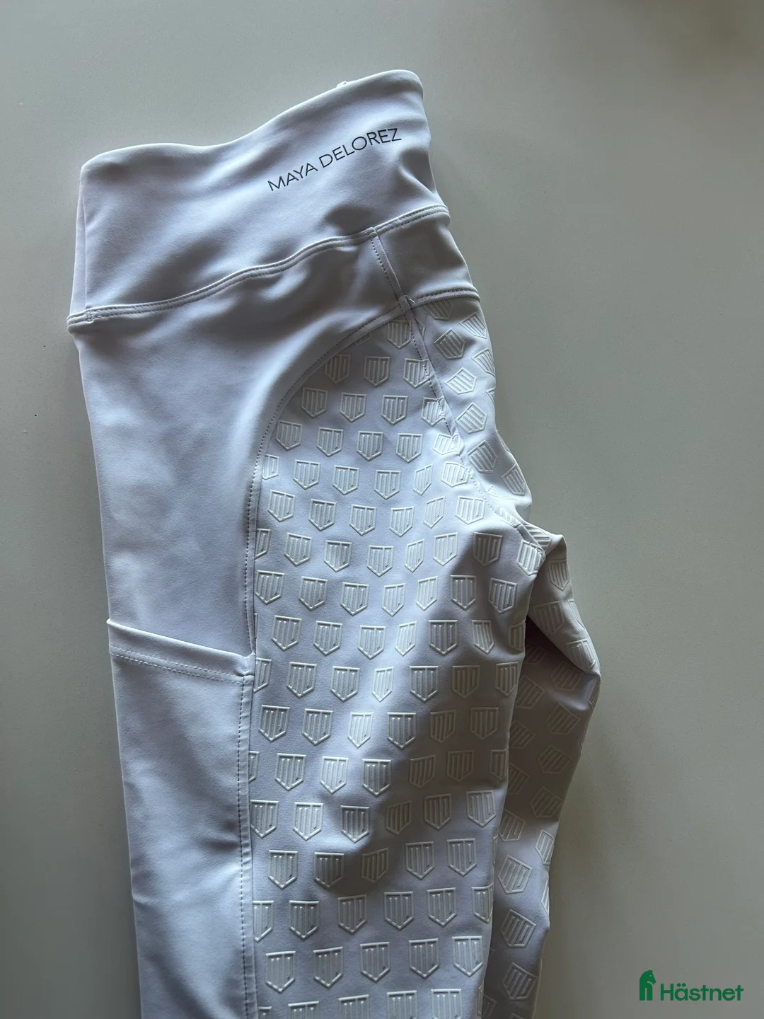 Ridbyxor ryttarutrustning till salu: Maya Delores ridbyxa i nyskick säljes i Jät - Annons 2