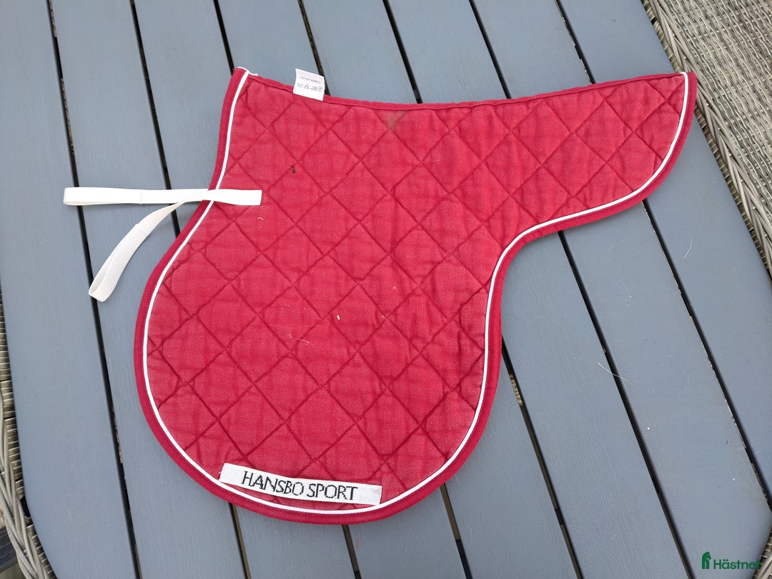 Schabrak & Vojlockar hästutrustning till salu: Diverse schabrak, paddar & vojlockar i Ljungbyholm - Annons 10