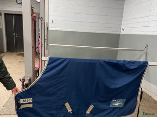 Täcken hästutrustning till salu: Säljer detta täcke i Norrtälje - Annons 2