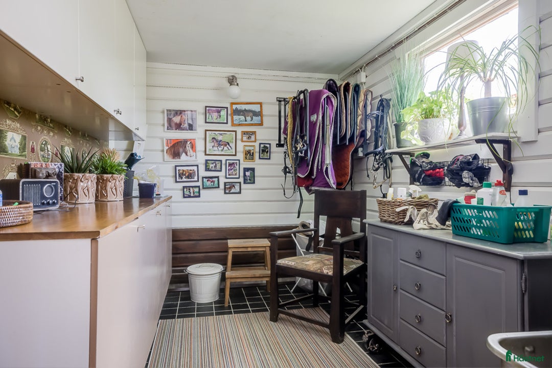  stallplats finnes: Egen del i stall på mordern hästgård nära Enköping i Stockholm - Annons 5