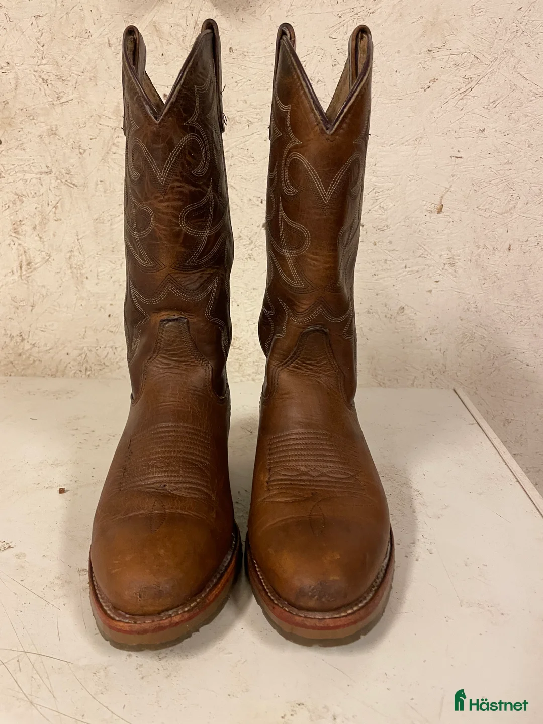 Ridstövlar ryttarutrustning till salu: Westernboots med sporrar i Karlstad - Annons 9