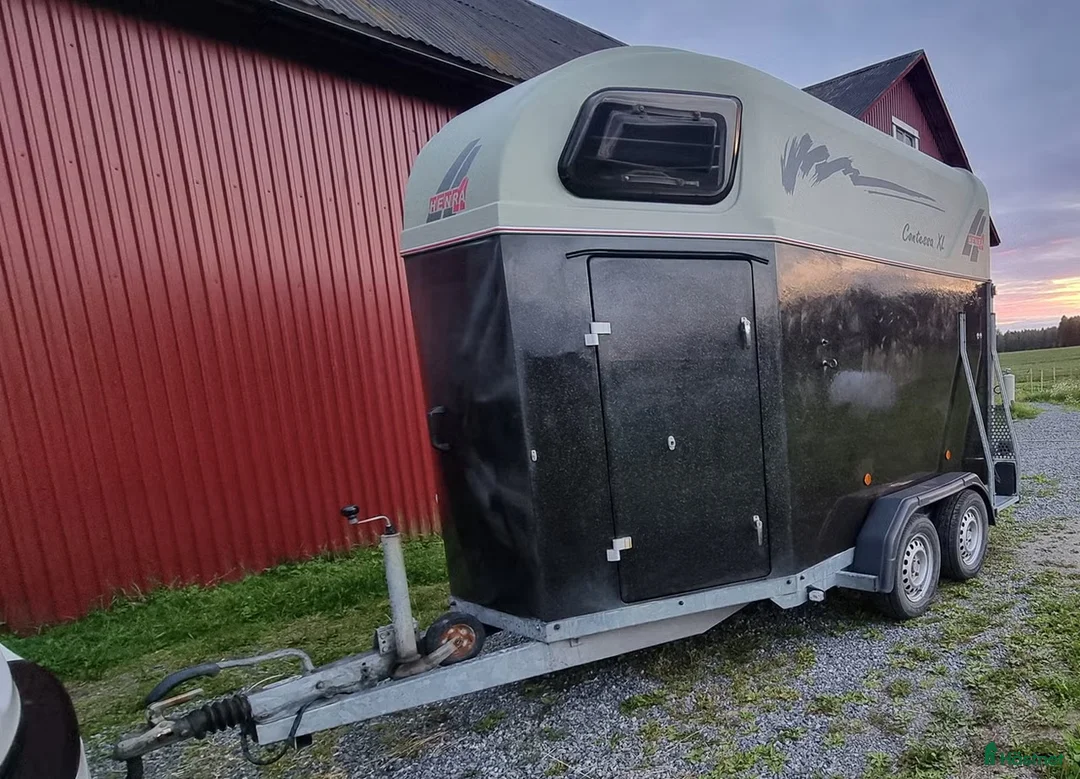Hästtransporter  fordon & transport till salu: Henra contessa XL i Sandviken - Annons 1