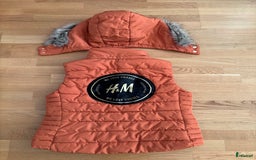 Övrigt Ridkläder ryttarutrustning till salu: Hm väst  i Solna - Annons 2