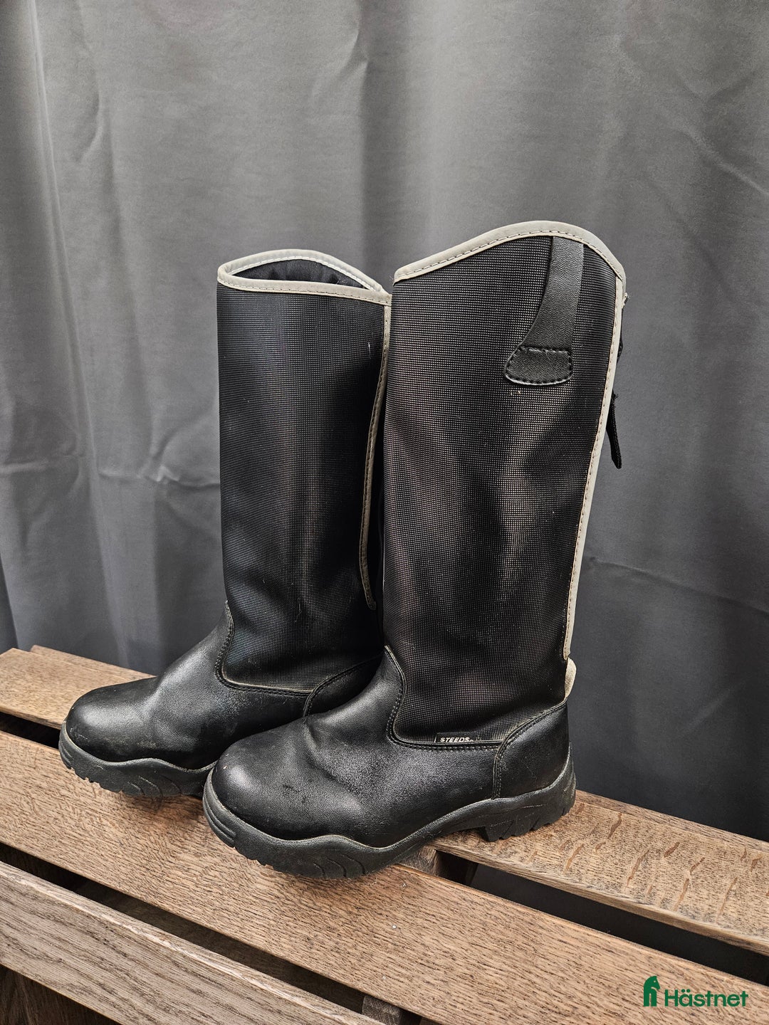 Ridstövlar ryttarutrustning till salu: Thermoridstövlar, 33, Steeds i Gällivare - Annons 1