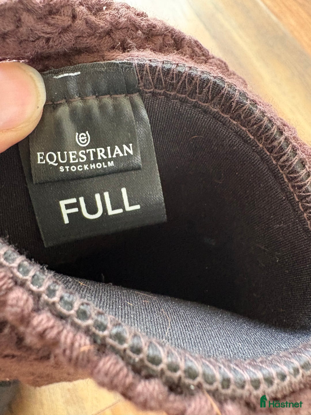 Övrig Hästutrustning hästutrustning till salu: Brun vadderad flughuva i Karlstad - Annons 3
