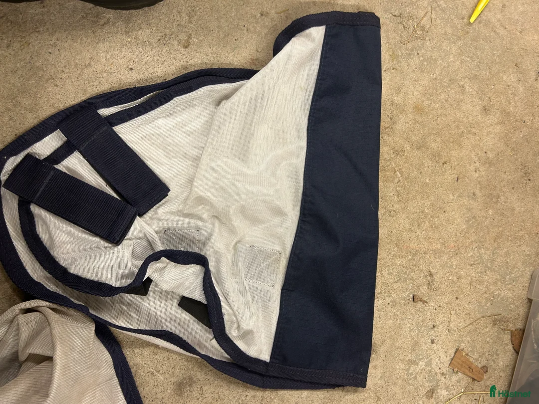 Täcken hästutrustning till salu: Täcken i Gävle - Annons 5