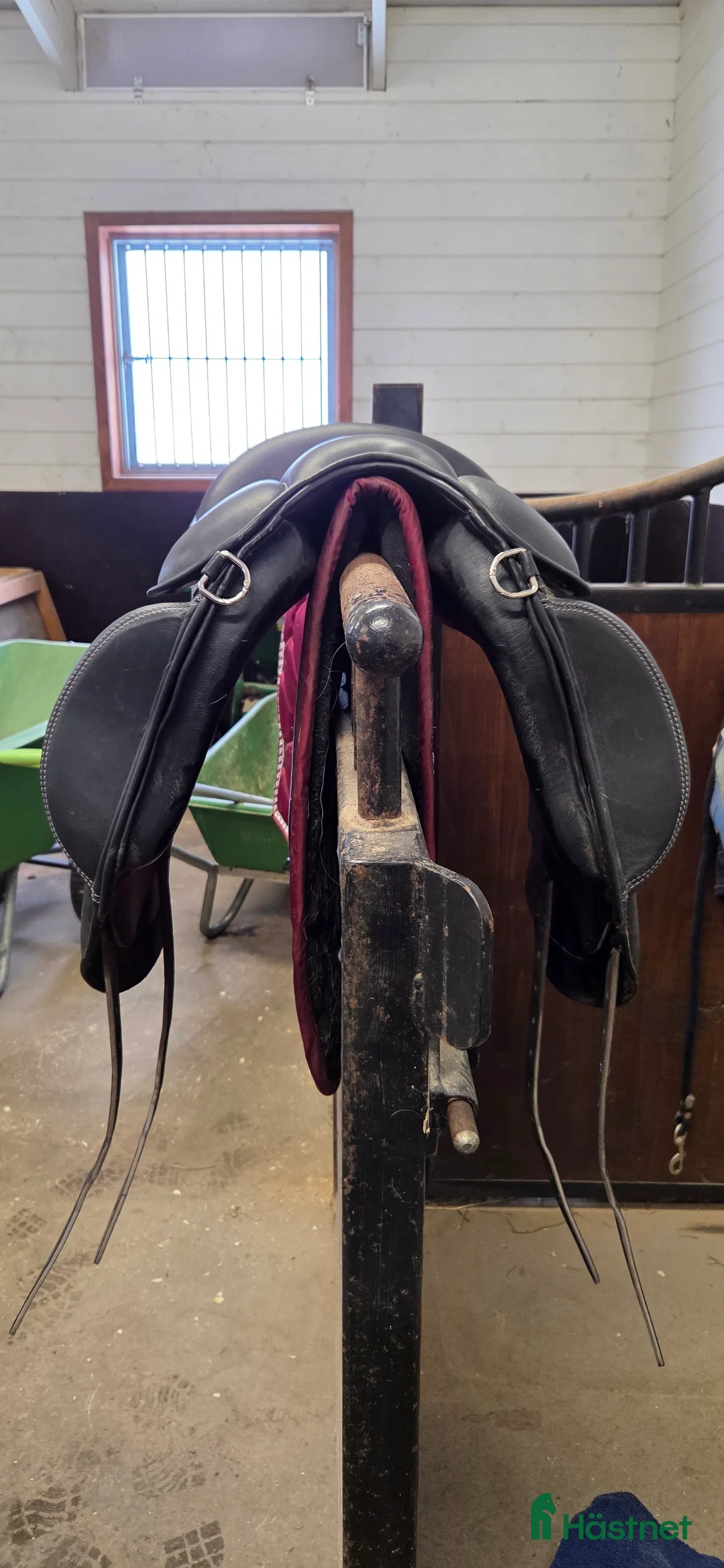 Sadlar hästutrustning till salu: Karlslund kontakt 3 i Vessigebro - Annons 2