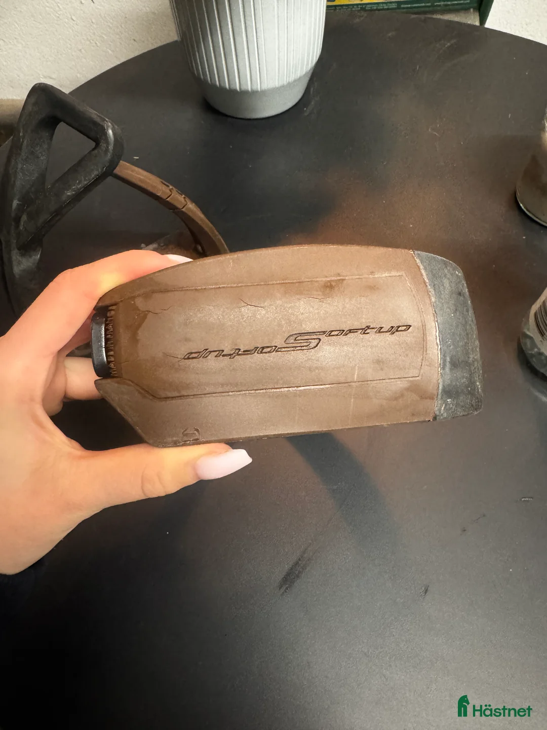 Stigbyglar hästutrustning till salu: Freejump stigbyglar  i Malmköping - Annons 3