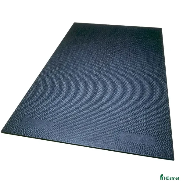 Stallinredning, stängsel & gård övrig utrustning till salu: SÖKES - Stall/Boxmattor i Drottningholm - Annons 1