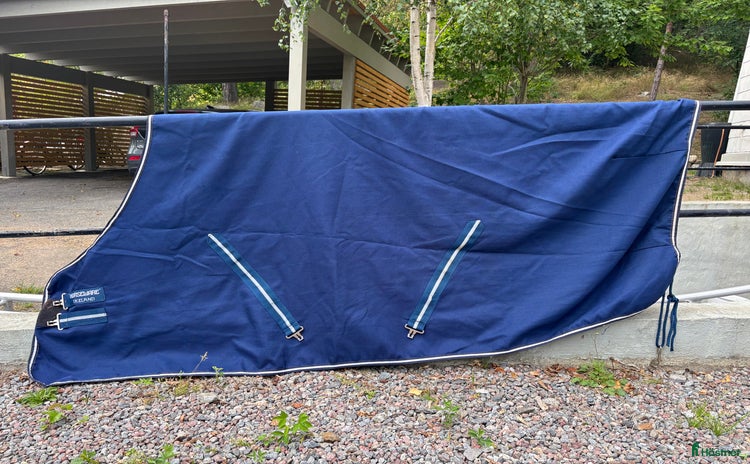Täcken hästutrustning till salu i Farsta - Annons 9