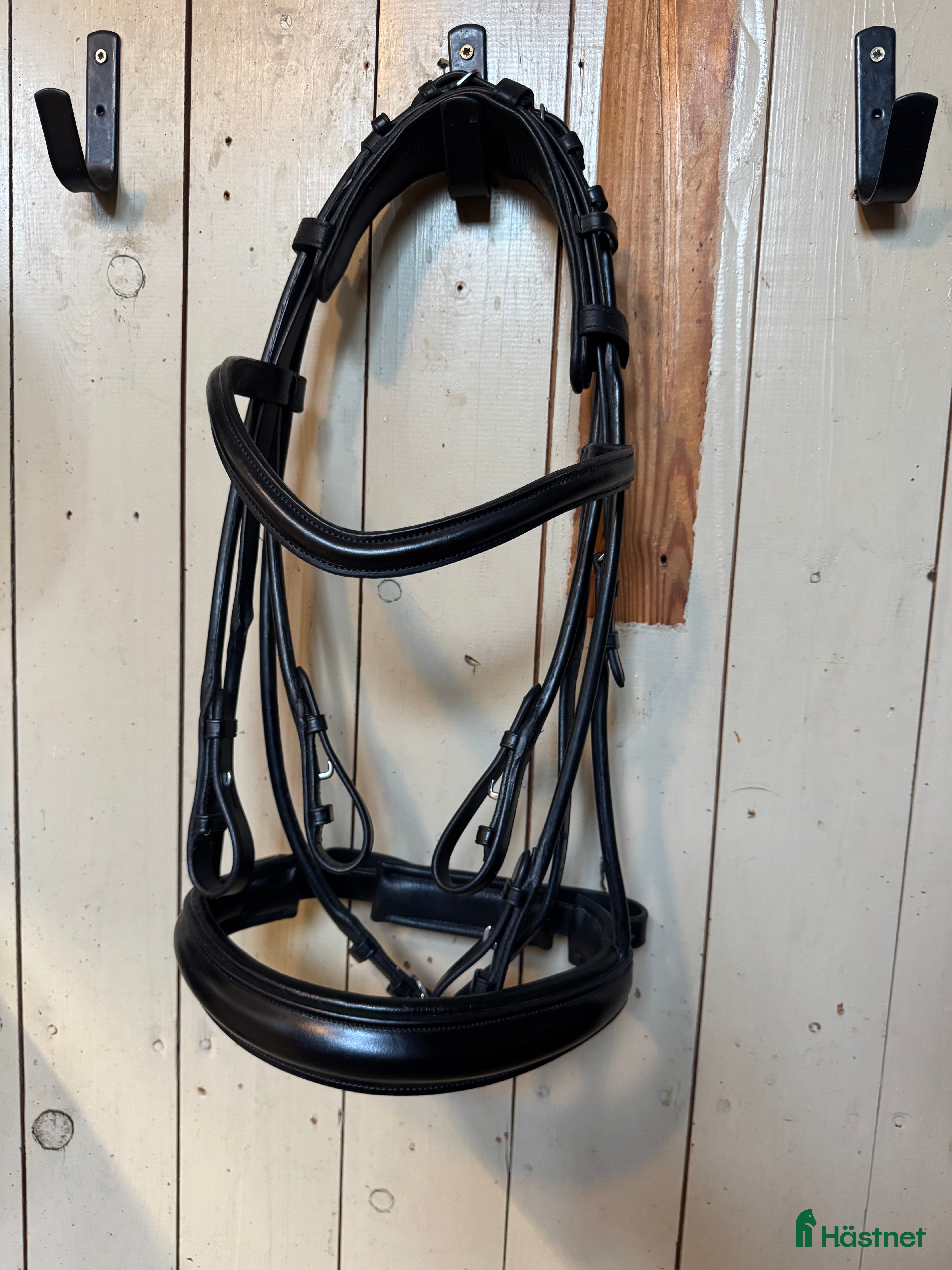 Träns hästutrustning till salu: Rundsytt kandar i Flen - Annons 24