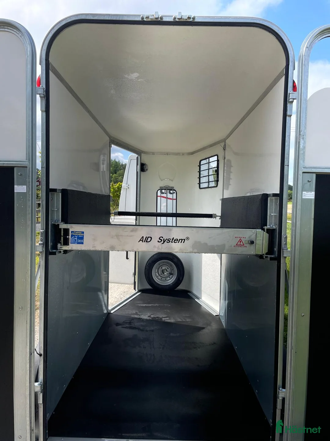 Hästtransporter  fordon & transport till salu: Fautras JMS demovagn 20% rabatt i Sorunda - Annons 7