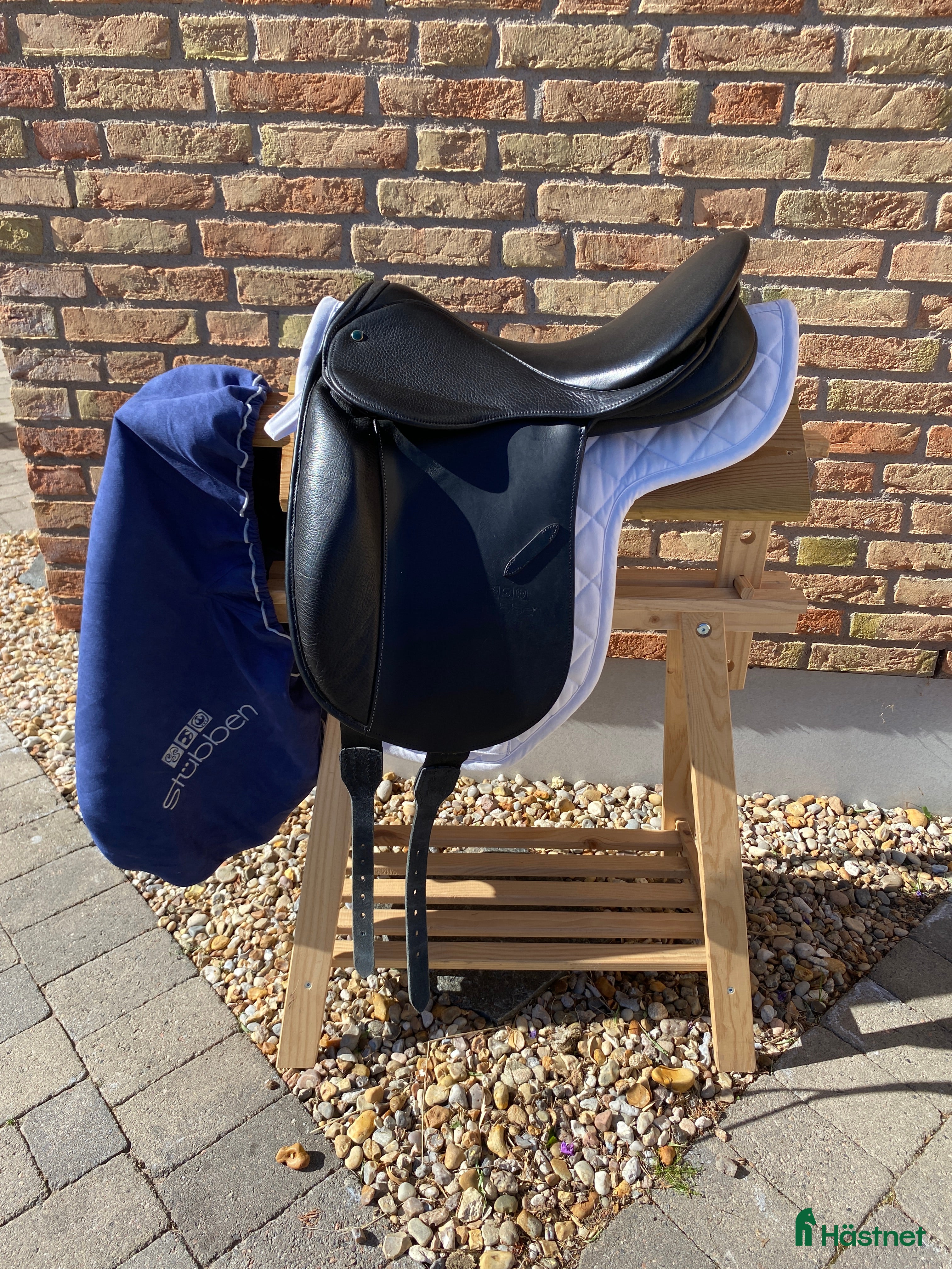 Sadlar hästutrustning till salu: Bortslumpas! Helt ny stubben Excalibur 18” 31”  - Annons 2