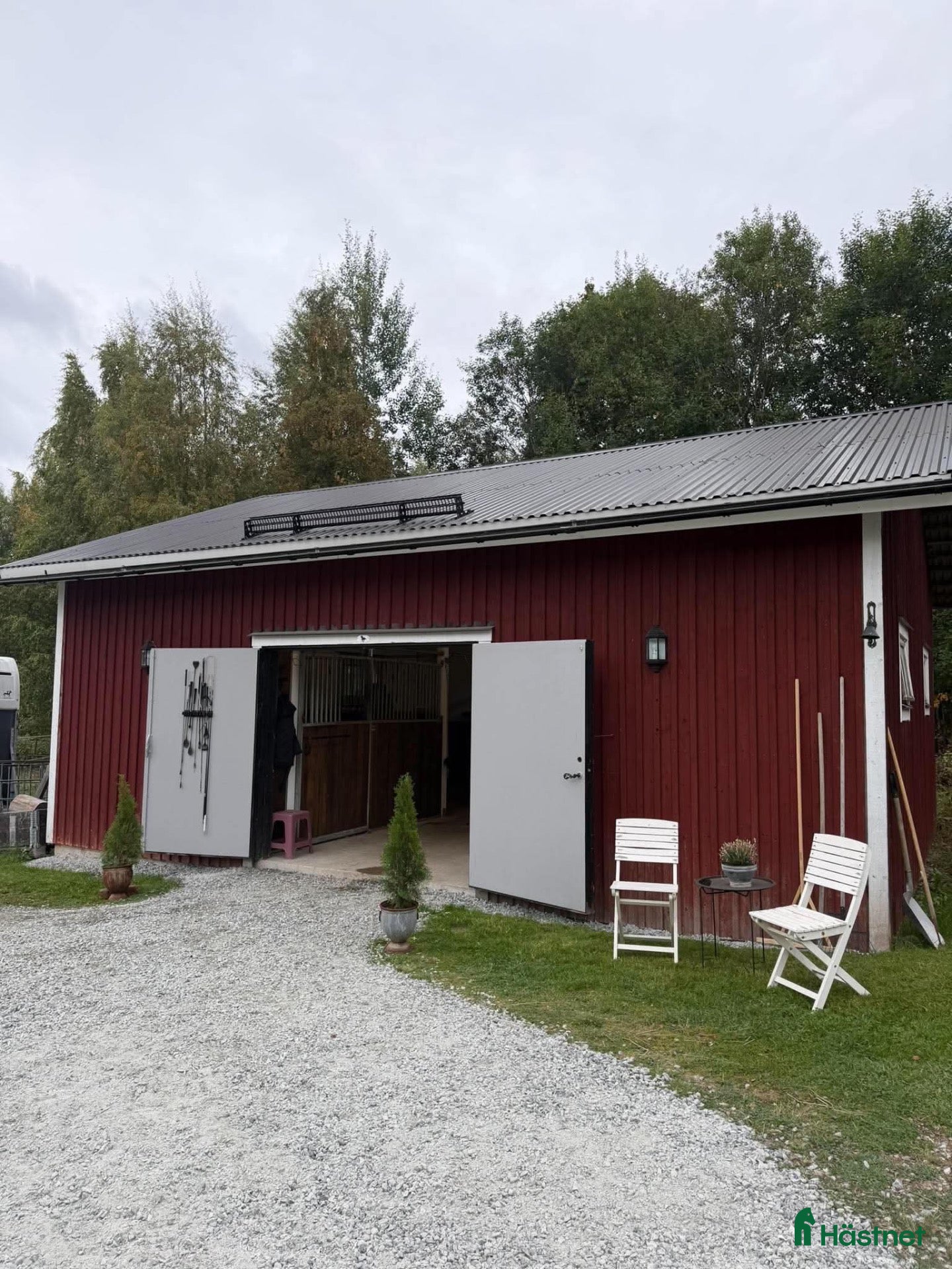  stallplats finnes: 1 Boxplats uthyres i Söderbärke - Annons 1